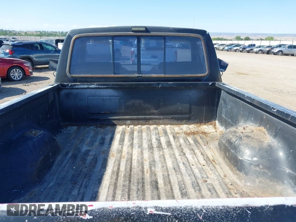 1991 Ford F-150 с VIN 1FTEF14N6MLA42984, выставлен на аукционе IAAI как лот 42370169 с пробегом 86 207 миль миль и . История ставок и продаж доступна на DreamBid. Изображение 8.