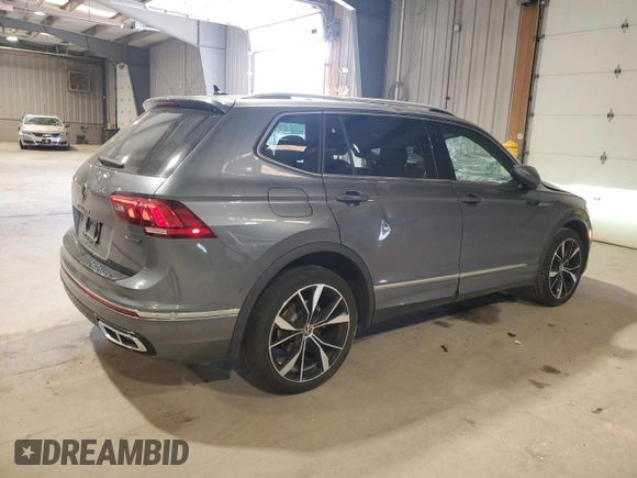2023 Volkswagen Tiguan SEL R-Line with VIN 3VV4B7AX3PM072402, listed as a Copart auction lot 56656515 with 13,686 mi miles and Salvage title. Bid and sale history available at DreamBid. Image 3.