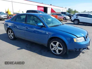 2003 Audi A4 1.8T z VIN WAULC68E73A396334, wystawiony jako IAAI lot #42042609 z przebiegiem 155 748 mil mil oraz . Historia ofert i sprzedaży dostępna na DreamBid. Obrazek 1.