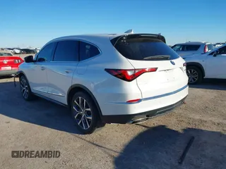 2022 Acura MDX w/Technology Package with VIN 5J8YD9H45NL009674, listed as a IAAI auction lot 41251825 with 38,635 mi miles. Bid and sale history available at carsss.com. Image 3.