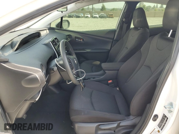 2021 Toyota Prius L Eco with VIN JTDKAMFU1M3151330, listed as a Copart auction lot 58827615 with 111,067 mi miles and Salvage title. Bid and sale history available at DreamBid. Image 1.