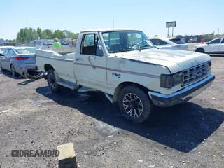 1987 Ford F-250 with VIN 1FTHF2518HKA08300, listed as a IAAI auction lot 41984273 with 37,267 mi miles and . Bid and sale history available at DreamBid. Image 1.