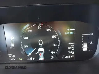 2018 Volvo XC60 Momentum с VIN YV4102RKXJ1041197, выставлен на аукционе IAAI как лот 42438998 с пробегом 110 977 миль миль и . История ставок и продаж доступна на DreamBid. Изображение 7.