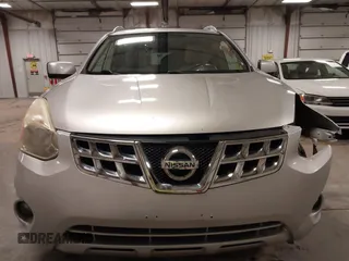 2011 Nissan Rogue SV z VIN JN8AS5MV2BW252693, wystawiony jako IAAI lot #42217693 z przebiegiem 154 278 mil mil oraz . Historia ofert i sprzedaży dostępna na DreamBid. Obrazek 13.
