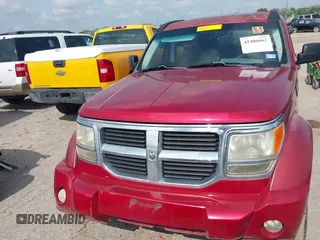 2008 Dodge Nitro SXT z VIN 1D8GT28K18W259419, wystawiony jako IAAI lot #42406662 z przebiegiem 197 382 mil mil oraz . Historia ofert i sprzedaży dostępna na DreamBid. Obrazek 6.