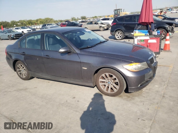 2007 BMW 3 Series 328i с VIN WBAVC535X7FZ75126, выставлен на аукционе Copart как лот 75366994 с пробегом 130 305 миль миль и Чистый • Clean title. История ставок и продаж доступна на DreamBid. Изображение 4.