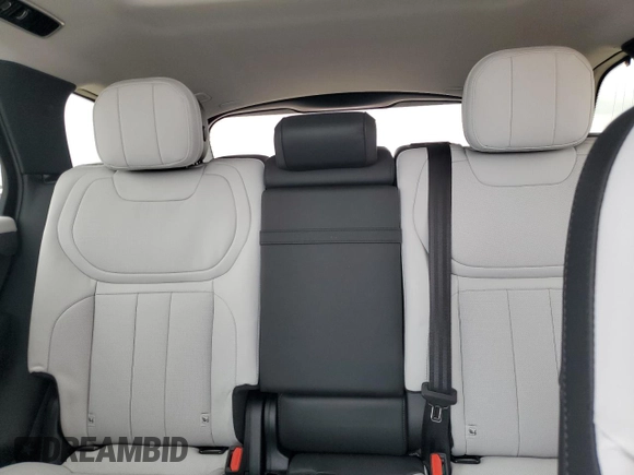2024 Land Rover Range Rover Sport Dynamic SE with VIN SAL1L9FU3RA414870, listed as a Copart auction lot 43243595 with 1,808 mi miles and Salvage Title. Bid and sale history available at DreamBid. Image 10.