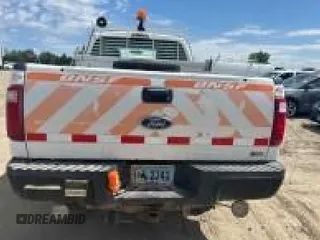 2011 Ford F-250 XL with VIN 1FT7X2B6XBEA88181, listed as a IAAI auction lot 42727005 with 228,273 mi miles and . Bid and sale history available at DreamBid. Image 31.