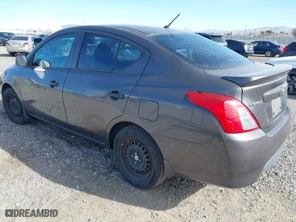 2015 Nissan Versa SV with VIN 3N1CN7AP1FL821352, listed as a IAAI auction lot 41379695 with 226,129 mi miles. Bid and sale history available at carsss.com. Image 3.