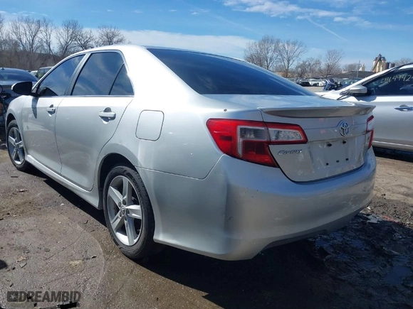 2012 Toyota Camry L with VIN 4T1BF1FK0CU144680, listed as a IAAI auction lot 41694659 with 162,479 mi miles. Bid and sale history available at carsss.com. Image 3.