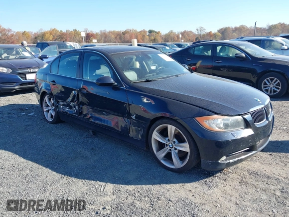2006 BMW 3 Series 330i z VIN WBAVB33536AZ86617, wystawiony jako IAAI lot #40736005 z przebiegiem 139 015 mil mil oraz . Historia ofert i sprzedaży dostępna na DreamBid. Obrazek 1.