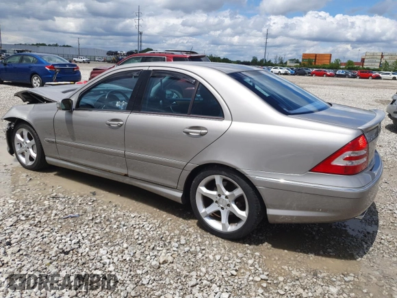 2007 Mercedes-Benz C 230 Sport with VIN WDBRF52H77E026905, listed as a Copart auction lot 58012235 with 148,975 mi miles and Salvage title. Bid and sale history available at DreamBid. Image 2.
