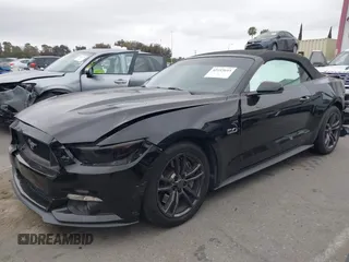 2015 Ford Mustang GT Premium z VIN 1FATP8FF8F5327105, wystawiony jako IAAI lot #42193645 z przebiegiem 105 347 mil mil oraz . Historia ofert i sprzedaży dostępna na DreamBid. Obrazek 18.