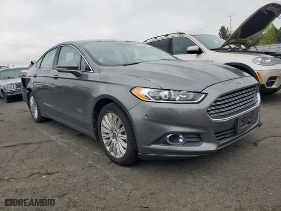 2013 Ford Fusion Energi SE Luxury with VIN 3FA6P0PU8DR242643, listed as a Copart auction lot 72285864 with 183,880 mi miles and Salvage Title. Bid and sale history available at carsss.com. Image 4.