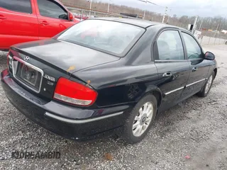 2003 Hyundai Sonata GLS with VIN KMHWF35H23A810622, listed as a IAAI auction lot 41719568 with 94,116 mi miles. Bid and sale history available at carsss.com. Image 4.