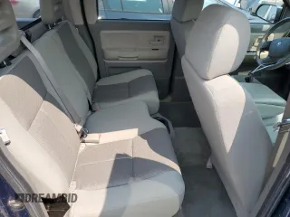 2005 Dodge Dakota SLT with VIN 1D7HW48NX5S226475, listed as a Copart auction lot 70230594 with 47,872 mi miles and Salvage Title. Bid and sale history available at carsss.com. Image 10.
