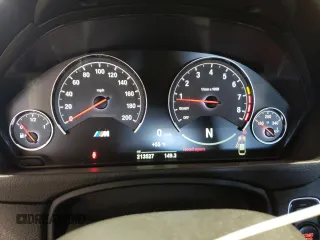 2015 BMW M4 with VIN WBS3R9C55FF708841, listed as a Copart auction lot 37322644 with 213,527 mi miles. Bid and sale history available at carsss.com. Image 9.