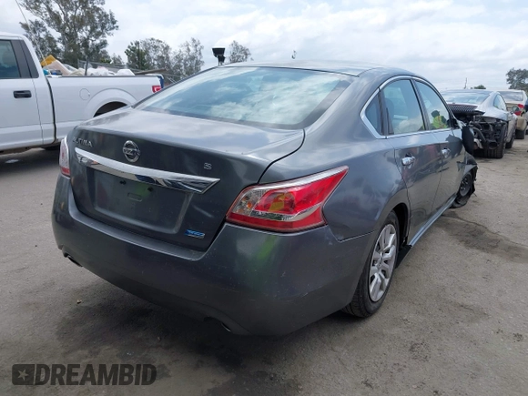 2014 Nissan Altima 2.5 S with VIN 1N4AL3AP6EN358051, listed as a IAAI auction lot 42131208 with 35,376 mi miles. Bid and sale history available at carsss.com. Image 4.