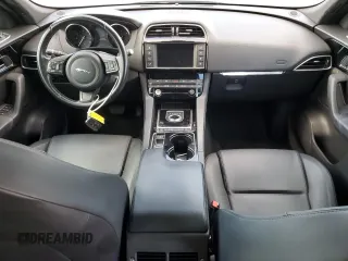 2017 Jaguar F-Pace 20d Premium with VIN SADCJ2BNXHA091982, listed as a Copart auction lot 53438735 with 117,299 mi miles and Clean Title. Bid and sale history available at DreamBid. Image 8.