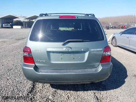 2004 Toyota Highlander with VIN JTEEP21AX40043007, listed as a IAAI auction lot 41675720 with 212,330 mi miles. Bid and sale history available at carsss.com. Image 16.