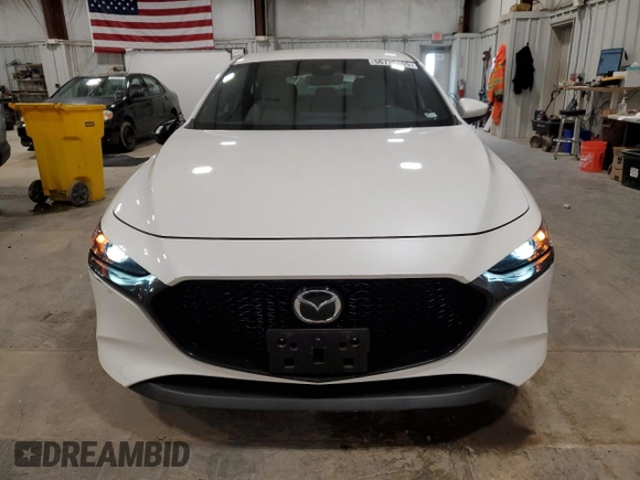 2020 Mazda 3 Preferred with VIN JM1BPBMM3L1172793, listed as a Copart auction lot 56730105 with 17,530 mi miles and Non repairable. Bid and sale history available at DreamBid. Image 5.