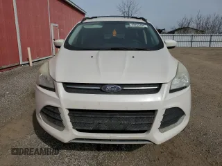 2013 Ford Escape SE with VIN 1FMCU0GXXDUB72731, listed as a Copart auction lot 49289405 with 326,548 mi miles and Clean Title. Bid and sale history available at DreamBid. Image 5.