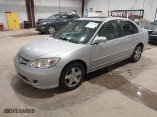 2005 Honda Civic Sdn EX with VIN 2HGES26755H520392, listed as a IAAI auction lot 41959716 with 221,275 mi miles. Bid and sale history available at carsss.com. Image 2.