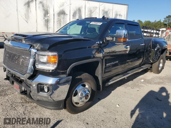 2016 GMC Sierra 3500HD Denali z VIN 1GT42YE84GF180390, wystawiony jako Copart lot #47046815 z przebiegiem 885 857 mil mil oraz Szkoda całkowita • Salvage title. Historia ofert i sprzedaży dostępna na DreamBid. Obrazek 1.