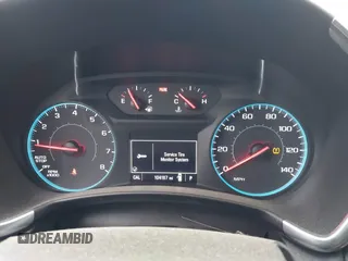 2018 Chevrolet Equinox LT with VIN 2GNAXJEV8J6252105, listed as a IAAI auction lot 41814264 with 104,167 mi miles. Bid and sale history available at carsss.com. Image 7.