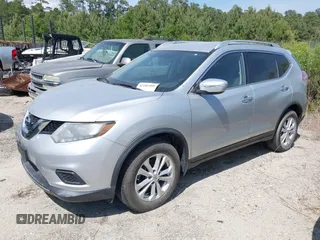 2015 Nissan Rogue SV with VIN KNMAT2MV9FP563268, listed as a IAAI auction lot 42181488 with 112,311 mi miles. Bid and sale history available at carsss.com. Image 17.