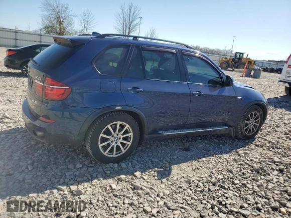 2012 BMW X5 35d z VIN 5UXZW0C54C0B88136, wystawiony jako Copart lot #55852155 z przebiegiem 196 125 mil mil oraz Nie do naprawy • Non repairable. Historia ofert i sprzedaży dostępna na DreamBid. Obrazek 3.