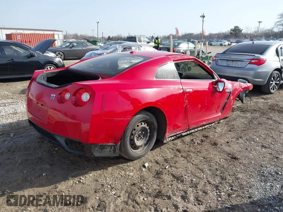 2010 Nissan GT-R Premium z VIN JN1AR5EF8AM231049, wystawiony jako IAAI lot #41834675 z przebiegiem Nie podano mil oraz . Historia ofert i sprzedaży dostępna na DreamBid. Obrazek 4.