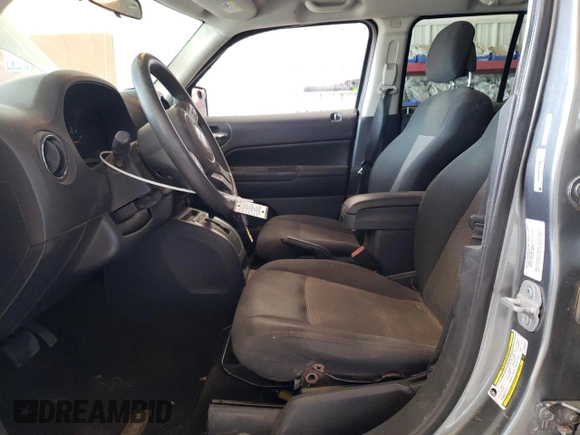 2013 Jeep Patriot Sport with VIN 1C4NJRBB8DD243057, listed as a Copart auction lot 49720475 with 119,758 mi miles and Salvage Title. Bid and sale history available at DreamBid. Image 7.