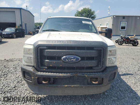 2013 Ford F-250 XL with VIN 1FT7X2B66DEA81666, listed as a Copart auction lot 65623755 with 330,532 mi miles and Salvage title. Bid and sale history available at DreamBid. Image 5.