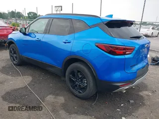 2024 Chevrolet Blazer LT z VIN 3GNKBJRS7RS129203, wystawiony jako IAAI lot #42266070 z przebiegiem 24 094 mil mil oraz . Historia ofert i sprzedaży dostępna na DreamBid. Obrazek 3.