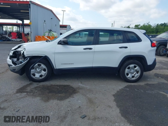 2016 Jeep Cherokee Altitude with VIN 1C4PJLAB4GW290666, listed as a IAAI auction lot 42052140 with 77,116 mi miles. Bid and sale history available at carsss.com. Image 14.