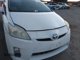 2010 Toyota Prius II with VIN JTDKN3DU5A5182095, listed as a IAAI auction lot 42152366 with 390,401 mi miles and . Bid and sale history available at carsss.com. Image 6.
