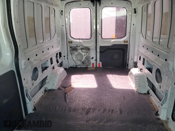 2017 Ford Transit with VIN 1FTYR2CM4HKB14814, listed as a Copart auction lot 45141525 with 143,621 mi miles and Salvage title. Bid and sale history available at DreamBid. Image 10.