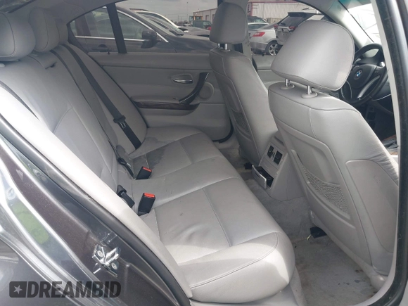 2008 BMW 3 Series 335i with VIN WBAVB73518KY64441, listed as a IAAI auction lot 42066541 with 155,868 mi miles and . Bid and sale history available at DreamBid. Image 8.