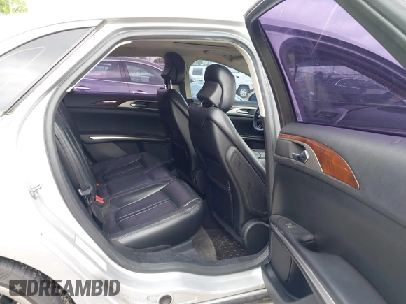 2015 Lincoln MKZ with VIN 3LN6L2G90FR616254, listed as a IAAI auction lot 42083112 with 191,803 mi miles. Bid and sale history available at carsss.com. Image 8.