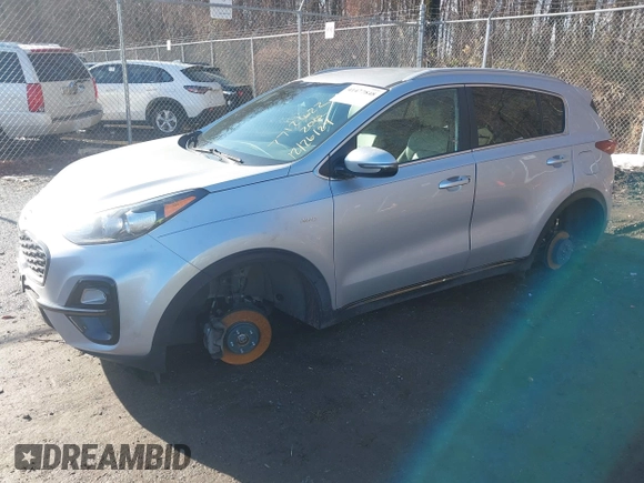 2020 Kia Sportage S with VIN KNDP6CAC2L7653058, listed as a IAAI auction lot 41477848 with 124,066 mi miles. Bid and sale history available at carsss.com. Image 2.