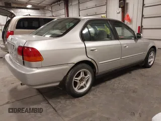 1996 Honda Civic EX with VIN 1HGEJ864XTL053613, listed as a IAAI auction lot 41717526 with 247,022 mi miles. Bid and sale history available at carsss.com. Image 4.