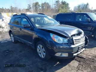2012 Subaru Outback 2.5i Prem with VIN 4S4BRBCC4C3230624, listed as a IAAI auction lot 41761135 with 189,453 mi miles. Bid and sale history available at carsss.com. Image 1.