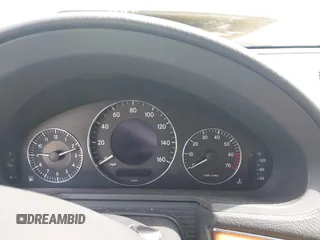 2003 Mercedes-Benz E 500 z VIN WDBUF70J73A332919, wystawiony jako IAAI lot #42477689 z przebiegiem Nie podano mil oraz . Historia ofert i sprzedaży dostępna na DreamBid. Obrazek 7.