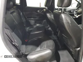 2022 Jeep Compass (RED) Edition с VIN 3C4NJDCB0NT181537, выставлен на аукционе Copart как лот 43697425 с пробегом 41 713 миль миль и Списание • Salvage title. История ставок и продаж доступна на DreamBid. Изображение 11.