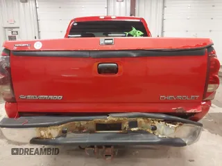 2003 Chevrolet Silverado 1500HD LS with VIN 1GCGK13U23F173548, listed as a IAAI auction lot 42058100 with 225,781 mi miles and . Bid and sale history available at DreamBid. Image 6.