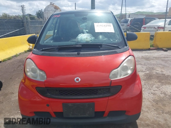 2008 Smart fortwo Pure z VIN WMEEJ31X58K178651, wystawiony jako IAAI lot #41924295 z przebiegiem 114 644 mil mil oraz . Historia ofert i sprzedaży dostępna na DreamBid. Obrazek 6.
