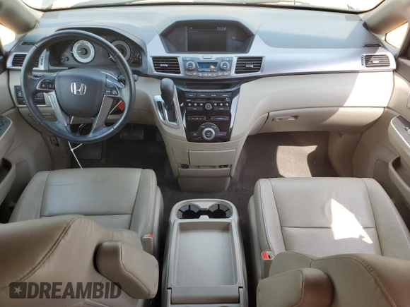 2013 Honda Odyssey EX-L with VIN 5FNRL5H68DB075153, listed as a Copart auction lot 60887325 with 263,001 mi miles and Salvage title. Bid and sale history available at DreamBid. Image 8.