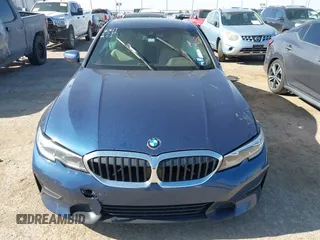 2021 BMW 3 Series 330i z VIN 3MW5R1J03M8B71429, wystawiony jako IAAI lot #42290683 z przebiegiem Nie podano mil oraz . Historia ofert i sprzedaży dostępna na DreamBid. Obrazek 12.