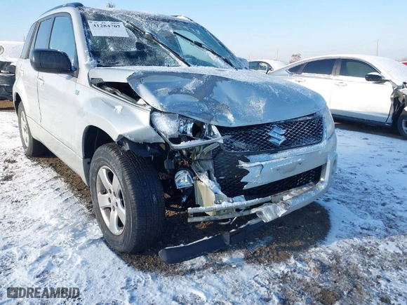 2007 Suzuki Grand Vitara Xsport with VIN JS3TE944774205061, listed as a IAAI auction lot 41284707 with 1 mi miles. Bid and sale history available at carsss.com. Image 6.